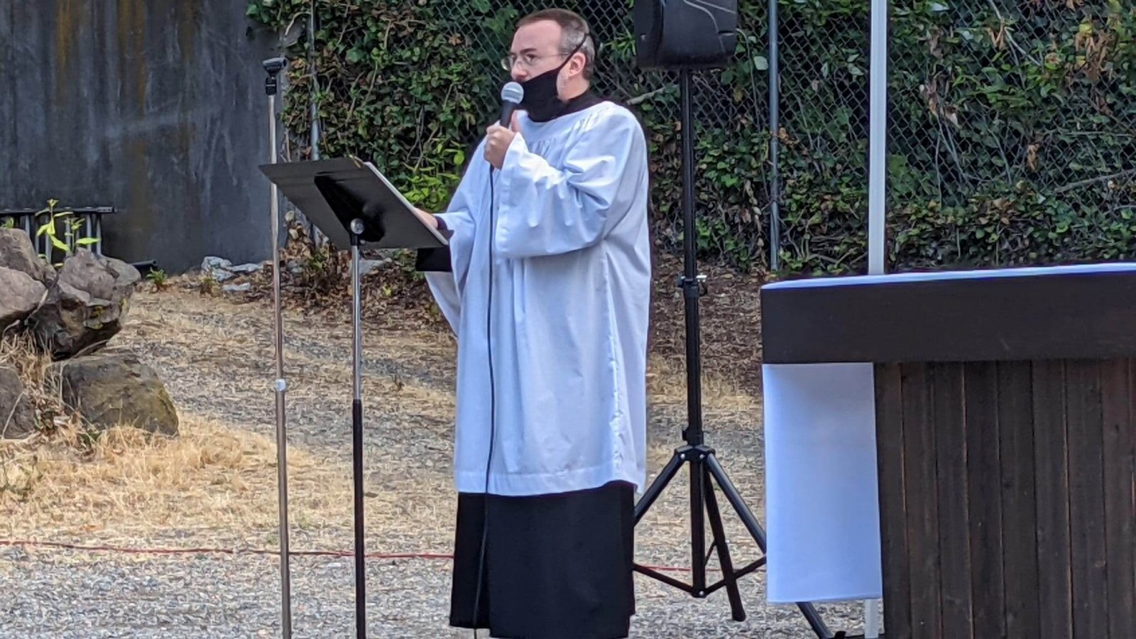 Phillip Lienau preaching during the last service that he participated in at Redeemer