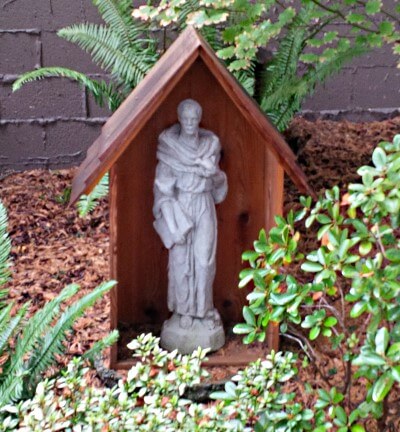 Saint Francis of Assisi statue at Church of the Redeemer